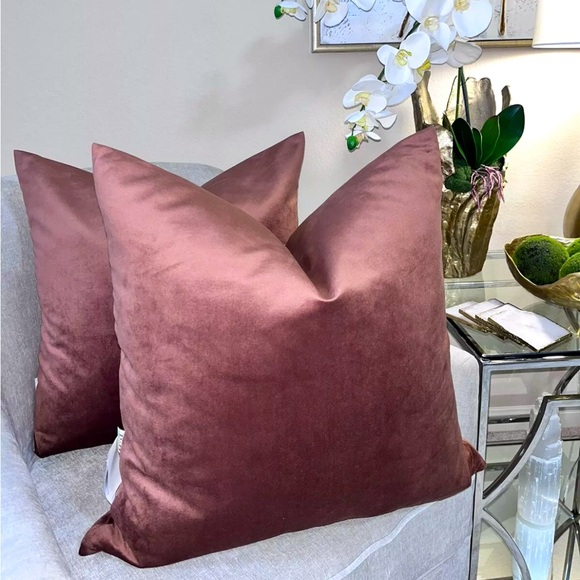 1-TGH TESSITURA ITALIAN VELVET DECORATIVE PILLOWS(Read description for details) - Picture 12 of 16